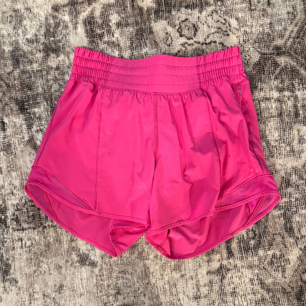 Lululemon Hotty Hot Hi-Rise 4”